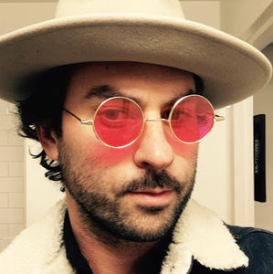 Meet your Posher, Jonathan